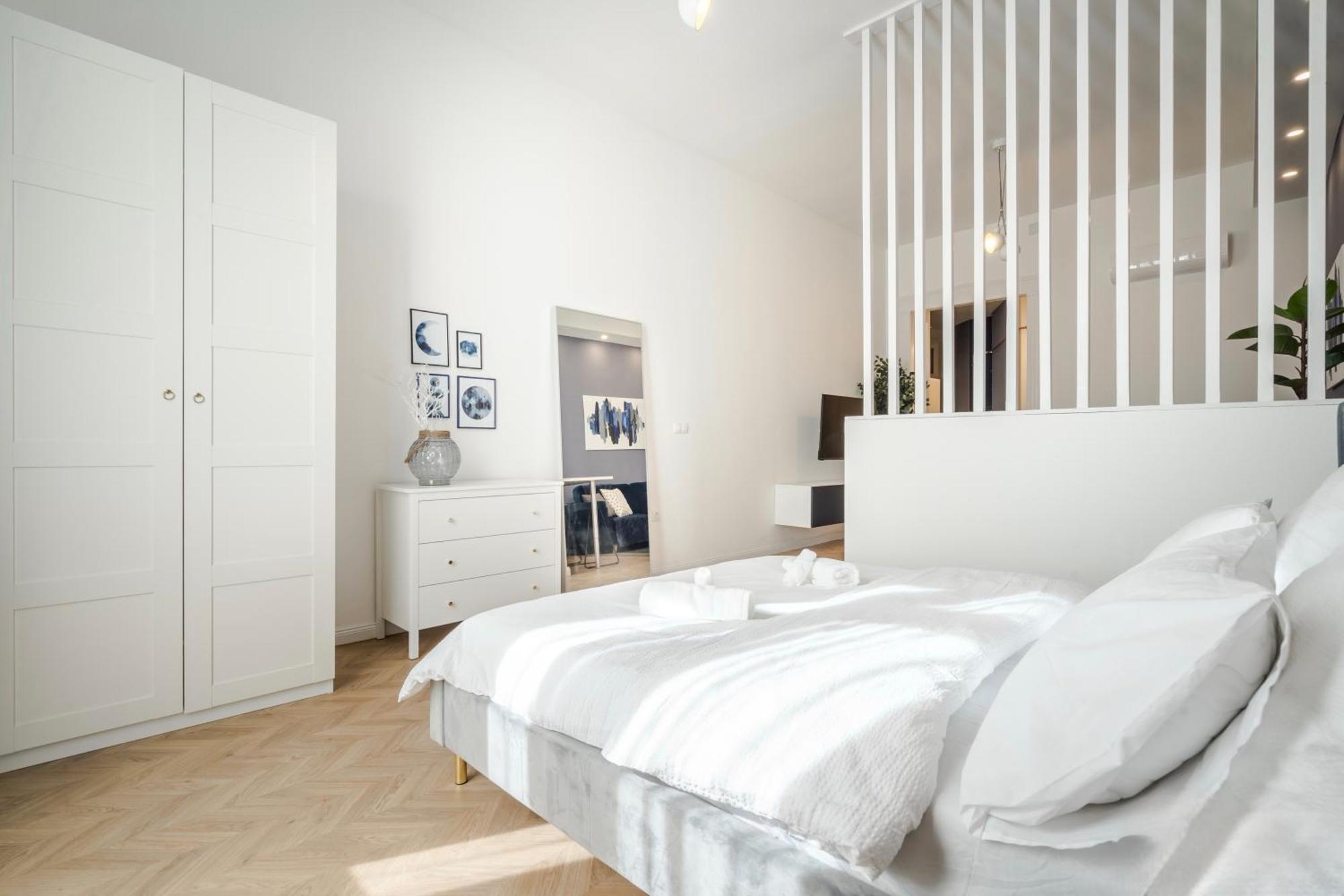 D58 - Grand Boulevard Royal Apartment - Best Location By Bqa Budapest Eksteriør billede